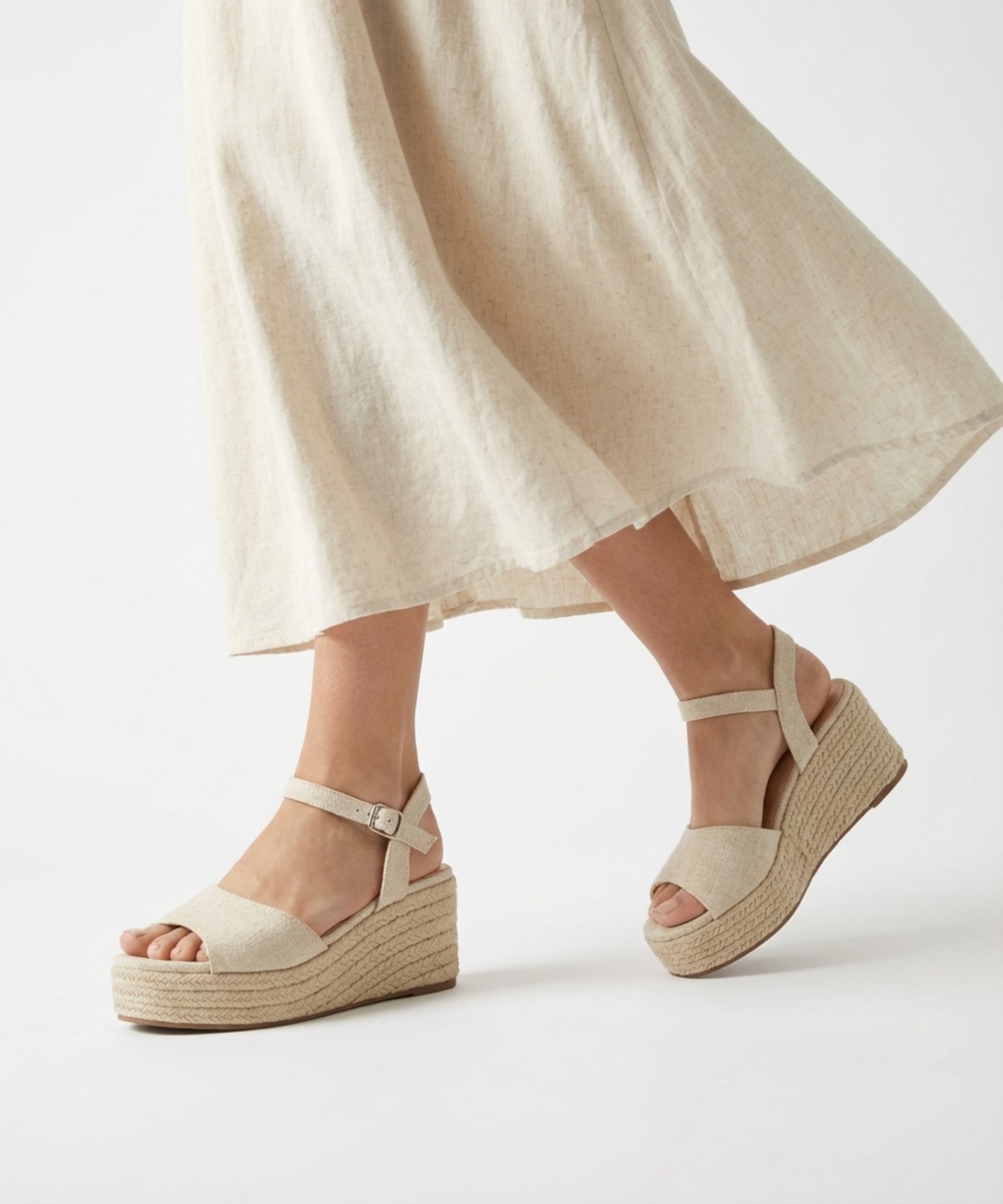 Sand&aacute;lias esparto plataforma image number null